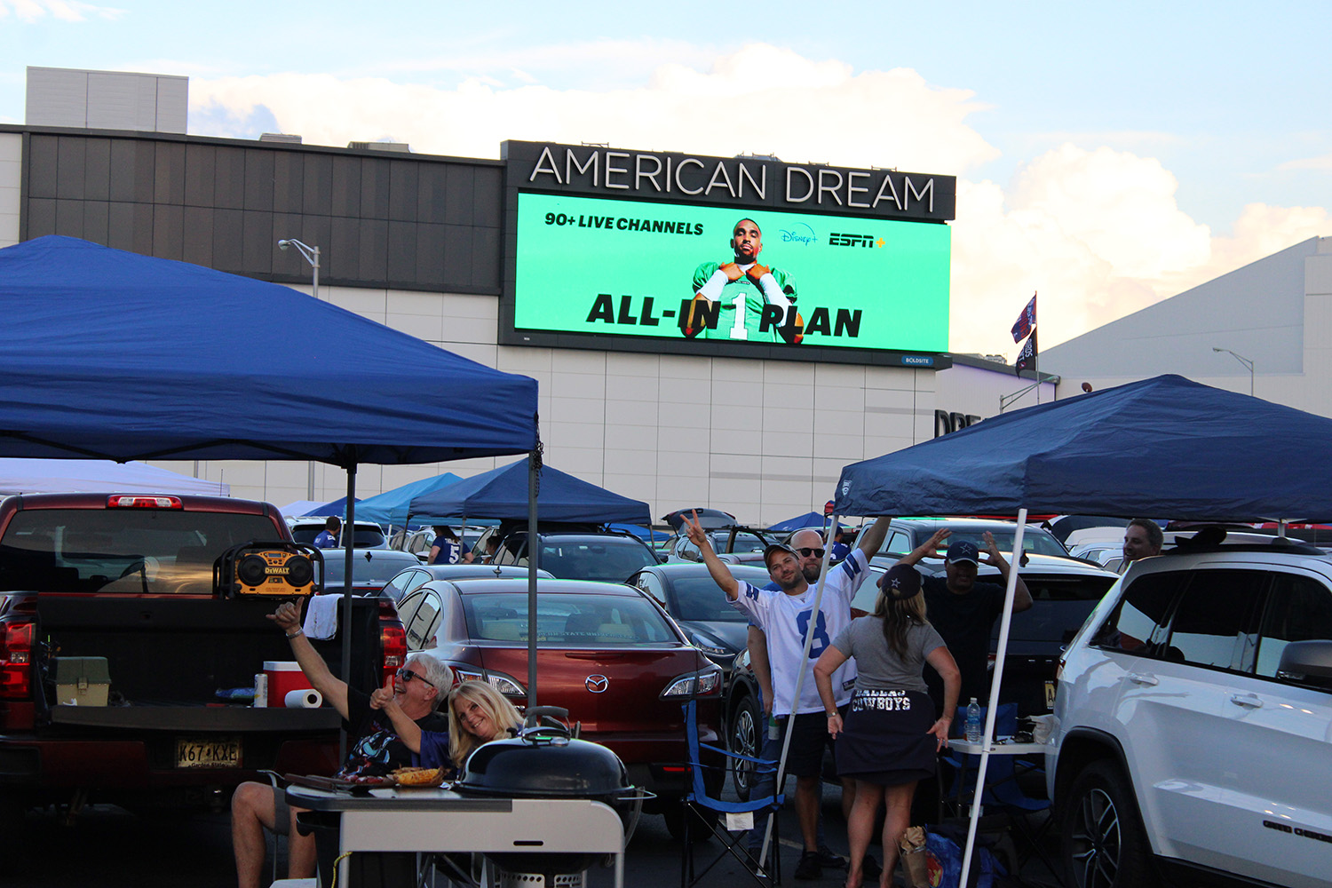 American Dream_Digital Billboard_Dreamscape Network_New York_New Jersey(2)