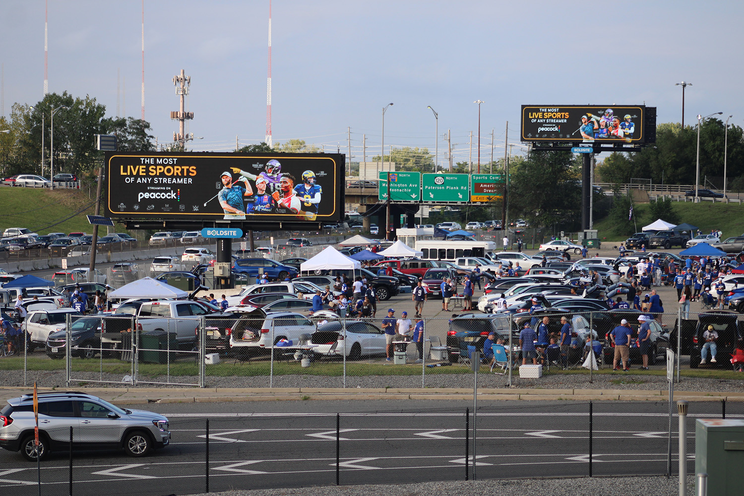 American Dream_Digital Billboard_Dreamscape Network_New York_New Jersey(4)